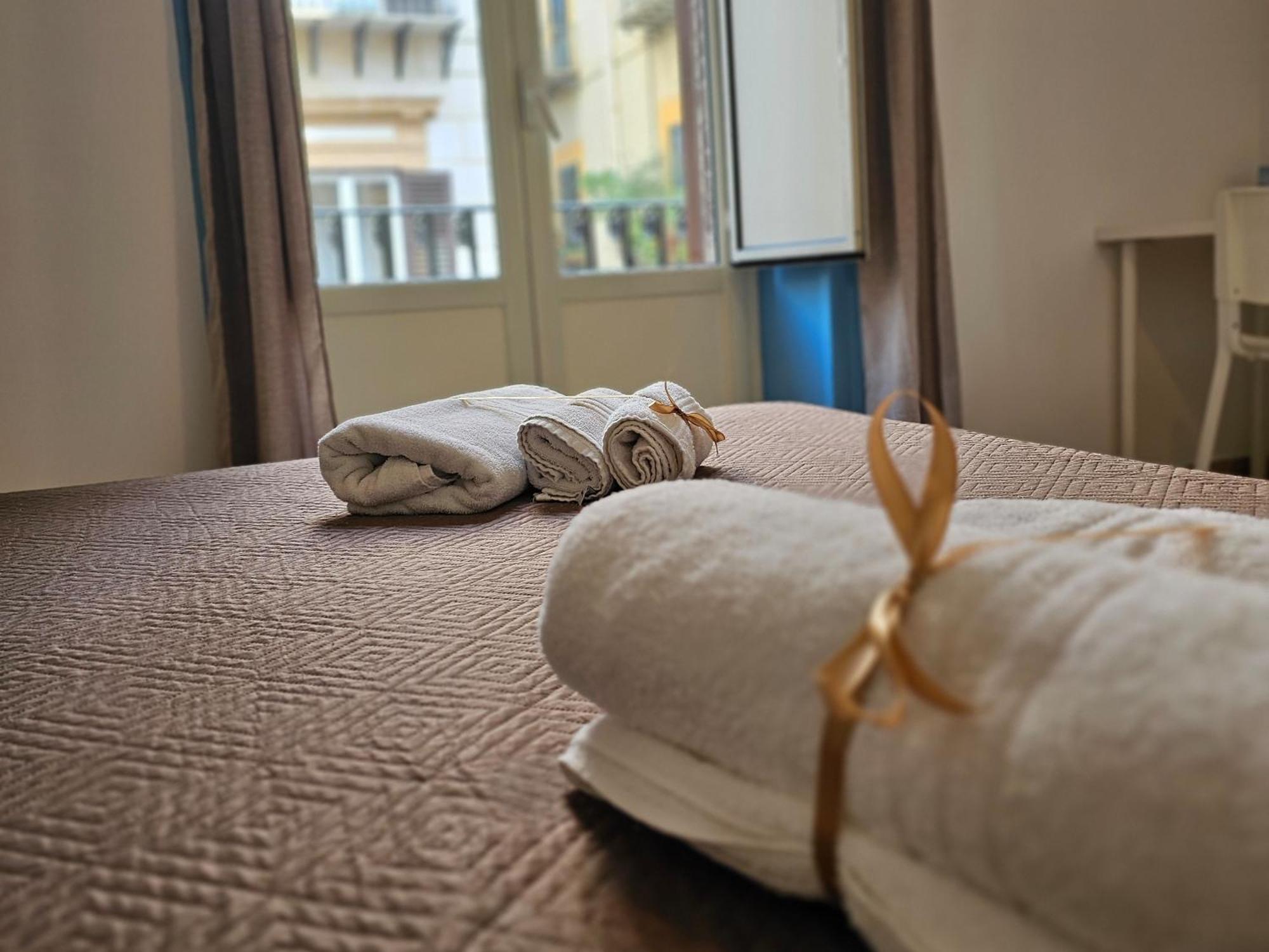 Teatro Del Sole Apartment Палермо Екстериор снимка